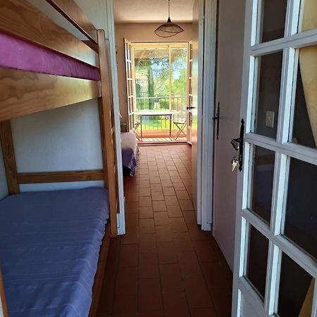 Agreable Studio Cabine Proche Mer La Londe-les-Maures Exterior photo